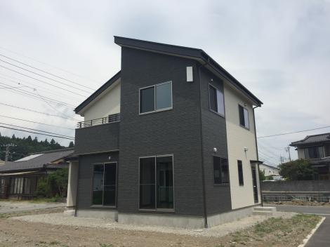 外　　観