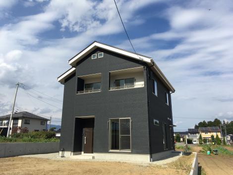 外　　観
